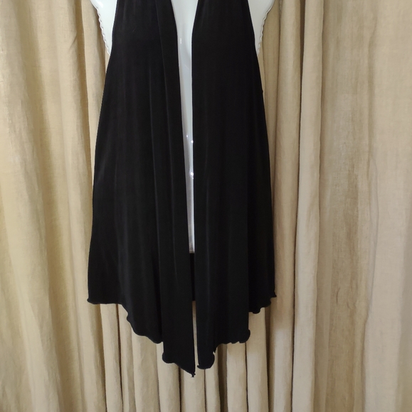 Chico's Travelers Black Sleeveless Drape Vest, Size 0 - Picture 2 of 4